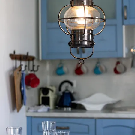 Belogna Ikons فيلة *